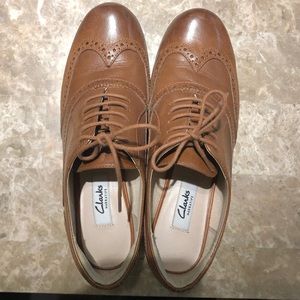 Clarks Hamble Oak Oxfords 7.5 Tan GReat Condition